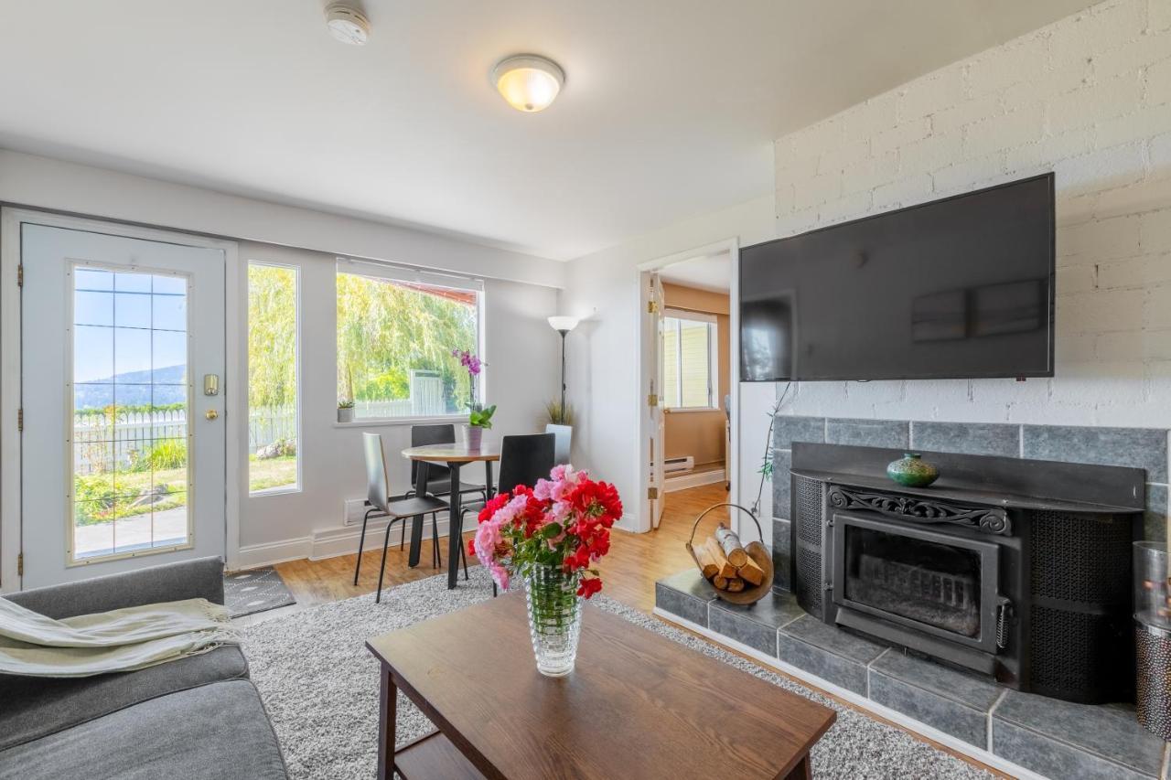 Two Bedroom With Amazing Ocean View North Vancouver Eksteriør billede